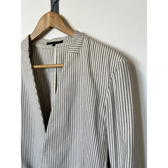 Theory White Navy Pinstripe Lanai Canvas Open Front Blazer Size 10 - Picture 3 of 8